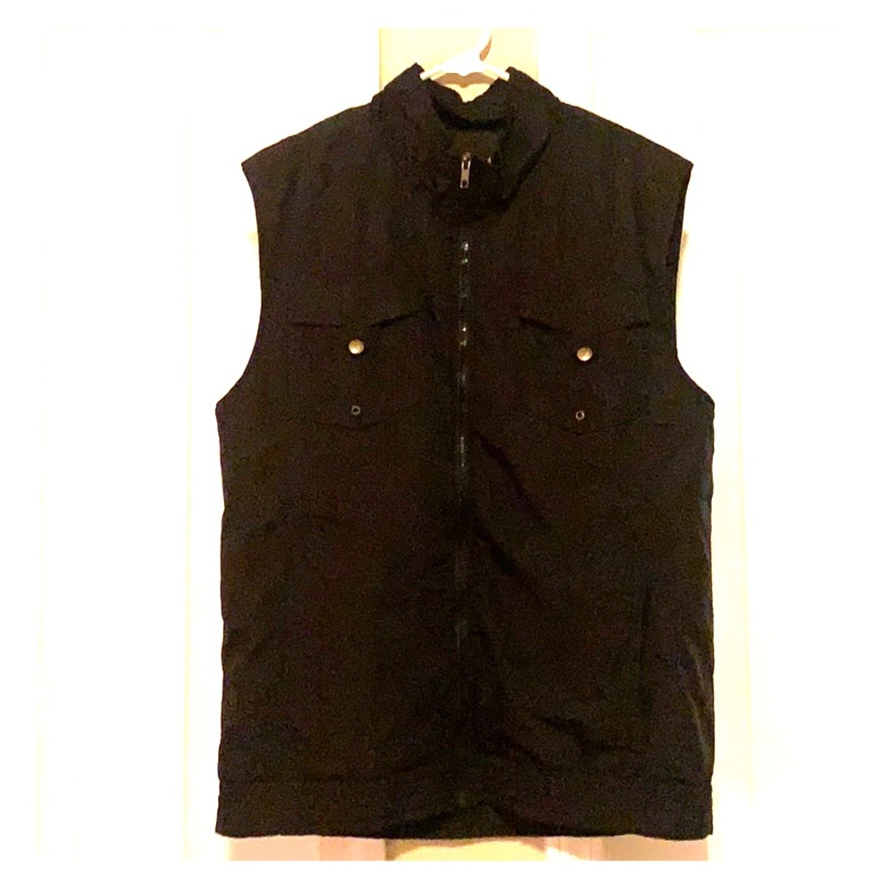 LIGHTWEIGHT VEST (Black)
